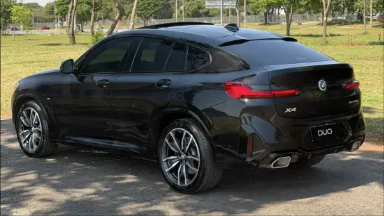 BMW-X4-2023