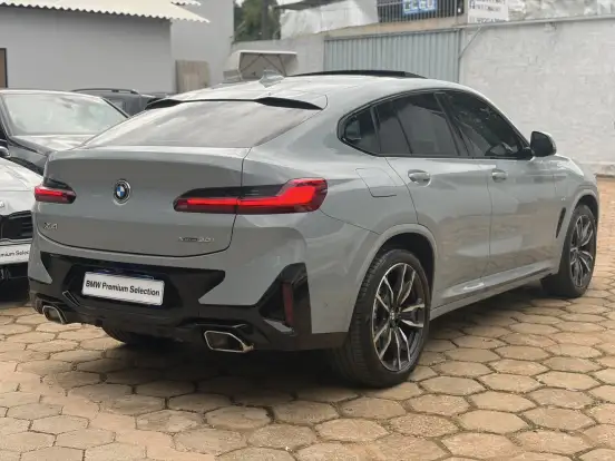 BMW-X4-2024