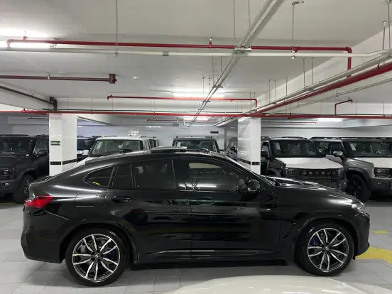 BMW-X4-2023