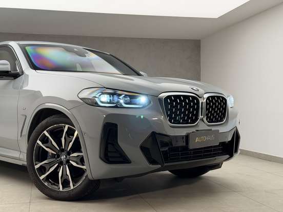 BMW-X4-2022