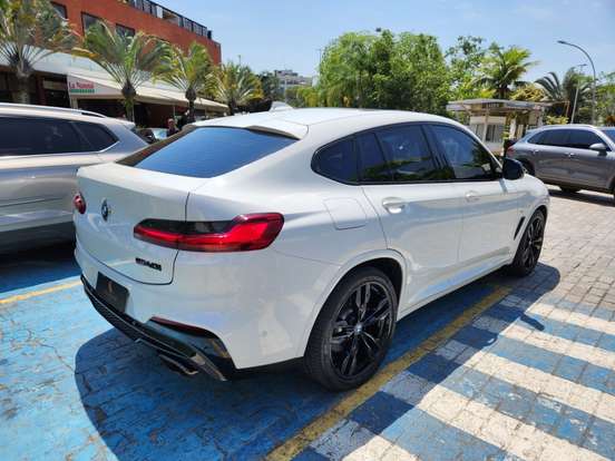 BMW-X4-2018