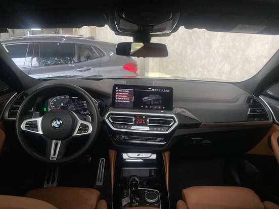 BMW-X4-2022