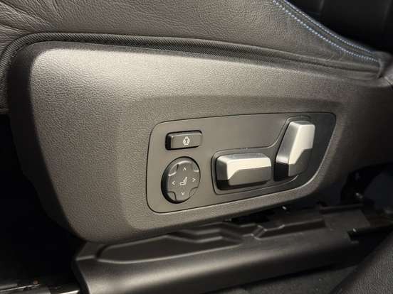 BMW-X4-2023