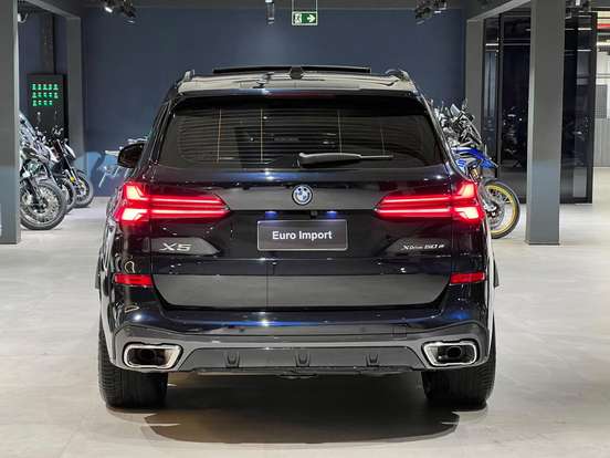BMW-X5-3.0 I6 TURBO HÍBRIDO XDRIVE50E M SPORT AUTOMÁTICO BMW-X5-2025