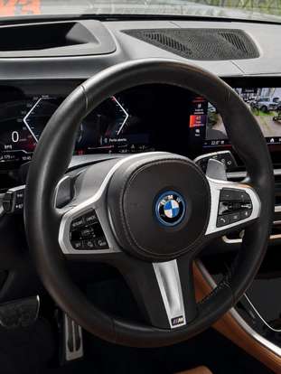 BMW-X5-2024