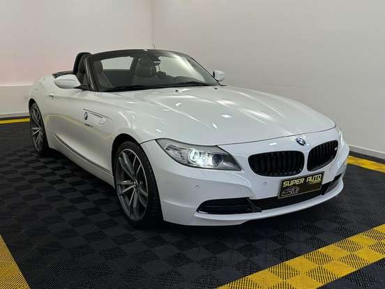 BMW-Z4-2.5 I6 GASOLINA SDRIVE23I AUTOMÁTICO BMW-Z4-2011