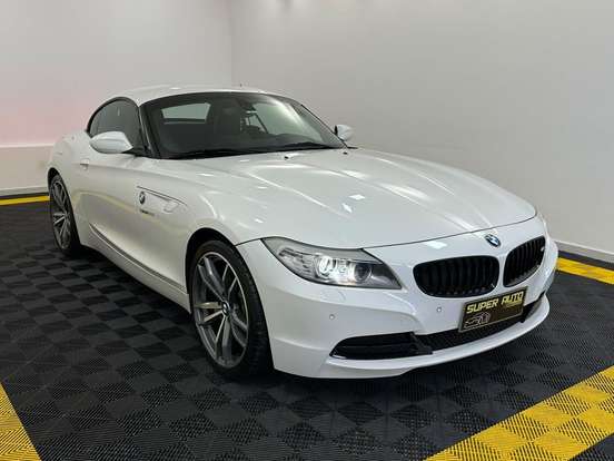 BMW-Z4-2.5 I6 GASOLINA SDRIVE23I AUTOMÁTICO BMW-Z4-2011