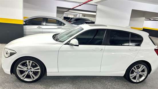 BMW-118i-2013