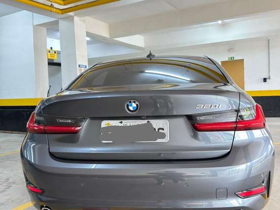 BMW-320i-2.0 16V TURBO GASOLINA SPORT GP AUTOMÁTICO BMW-320i-2019