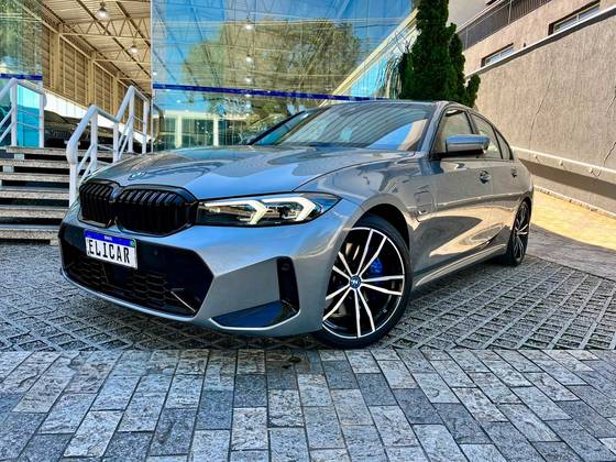 BMW 330e 2.0 16V TURBO HÍBRIDO M SPORT AUTOMÁTICO
