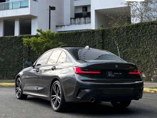 BMW-330e-2.0 16V TURBO HÍBRIDO M SPORT AUTOMÁTICO BMW-330e-2021