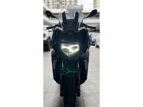 BMW-C 400 X-2024