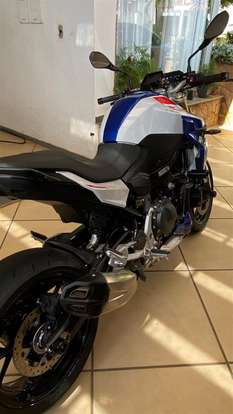 BMW-F 900 R SPORT PLUS-2024