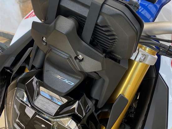 BMW-F 900 R SPORT PLUS BMW-F 900 R SPORT PLUS-2024