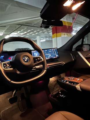BMW-iX-2023