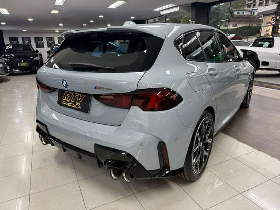 BMW-M 135i-2.0 16V TURBO GASOLINA XDRIVE STEPTRONIC BMW-M 135i-2025