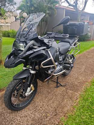 BMW-R 1200 GS ADVENTURE TRIPLE BLACK-2018