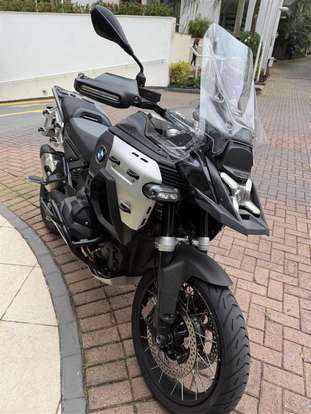 BMW-R 1300 GS ADVENTURE TRIPLE BLACK-2025