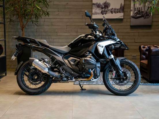 BMW-R 1300 GS TRIPLE BLACK BMW-R 1300 GS TRIPLE BLACK-2025