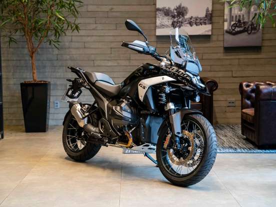 BMW-R 1300 GS TRIPLE BLACK BMW-R 1300 GS TRIPLE BLACK-2025