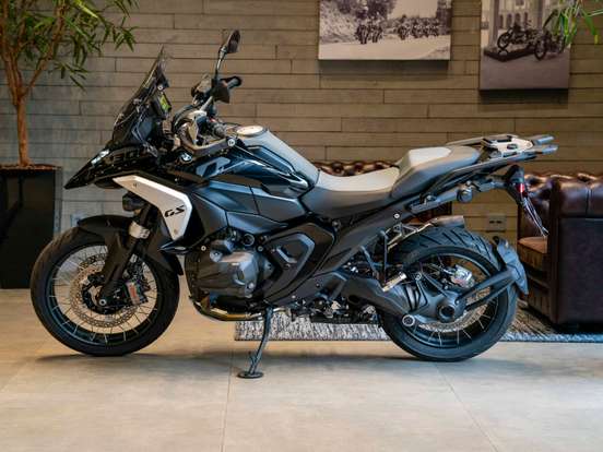 BMW-R 1300 GS TRIPLE BLACK BMW-R 1300 GS TRIPLE BLACK-2025