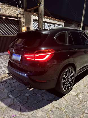 BMW-X1-2.0 16V TURBO ACTIVEFLEX SDRIVE20I X-LINE 4P AUTOMÁTICO BMW-X1-2016