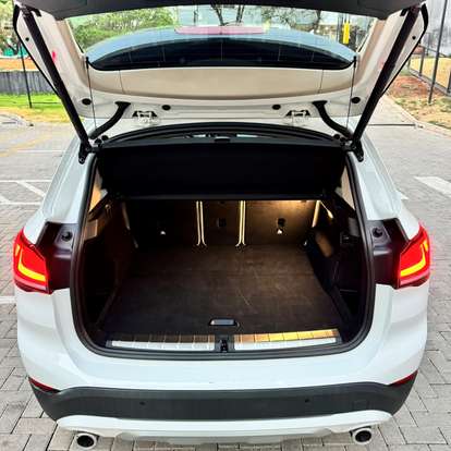 BMW-X1-2022