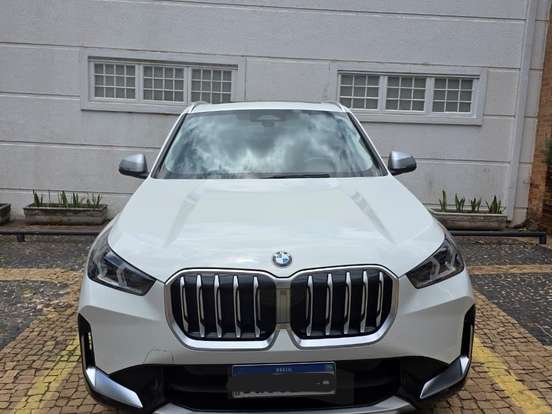 BMW-X1-2.0 16V TURBO GASOLINA SDRIVE20I X-LINE STEPTRONIC BMW-X1-2023