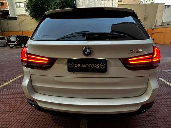 BMW-X5-2015