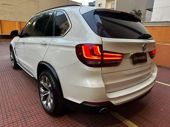 BMW-X5-2015