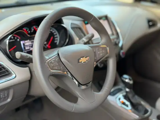 CHEVROLET-CRUZE-2017
