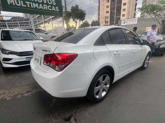 CHEVROLET-CRUZE-1.8 LT 16V FLEX 4P AUTOMÁTICO CHEVROLET-CRUZE-2013