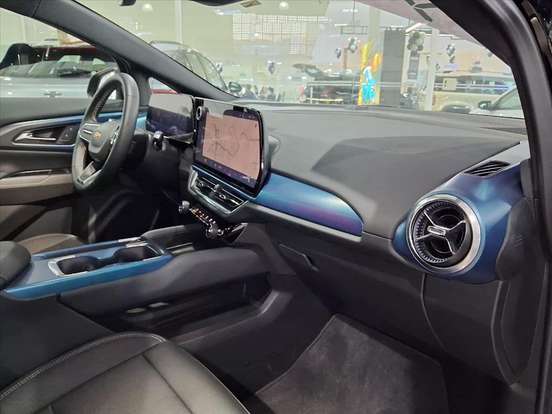 CHEVROLET-EQUINOX EV-2024