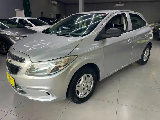 CHEVROLET-ONIX-2016