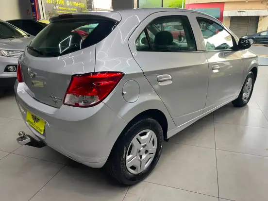 CHEVROLET-ONIX-1.0 MPFI LT 8V FLEX 4P MANUAL CHEVROLET-ONIX-2016