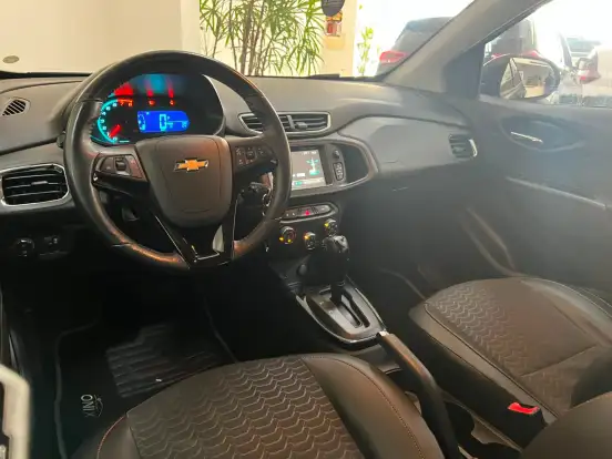 CHEVROLET-ONIX-2017