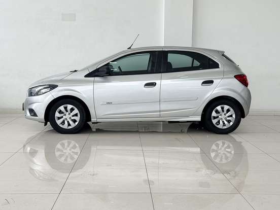 CHEVROLET-ONIX-2019
