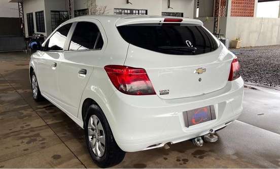 CHEVROLET-ONIX-2018