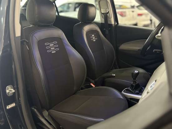 CHEVROLET-ONIX-2018