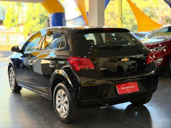 CHEVROLET-ONIX-2019