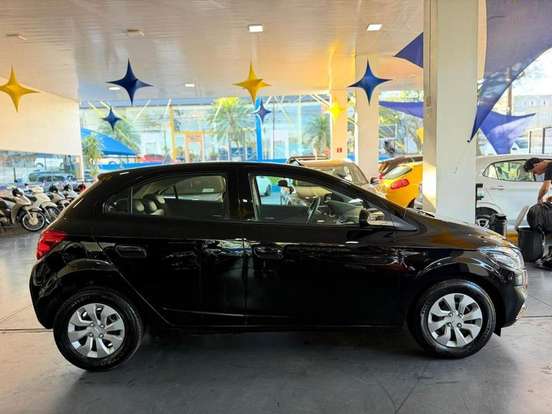 CHEVROLET-ONIX-2019