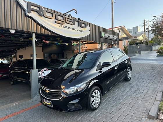 CHEVROLET ONIX 1.0 MPFI LT 8V FLEX 4P MANUAL