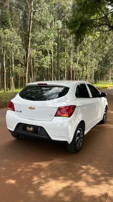 CHEVROLET-ONIX-2017