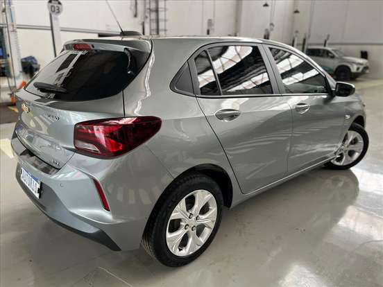 CHEVROLET-ONIX-2024