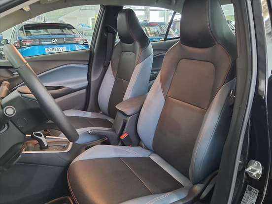 CHEVROLET-ONIX-1.0 TURBO FLEX PLUS PREMIER AUTOMÁTICO CHEVROLET-ONIX-2025