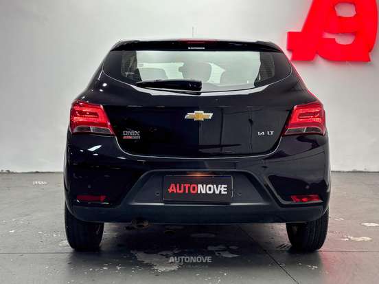 CHEVROLET-ONIX-2018