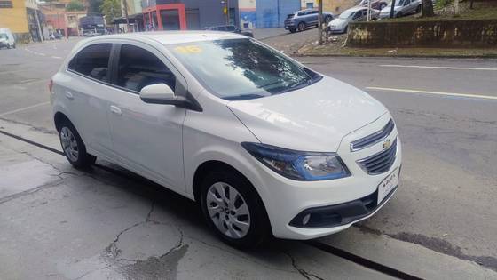 CHEVROLET ONIX 1.4 MPFI LT 8V FLEX 4P MANUAL