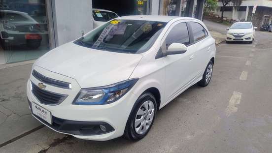 CHEVROLET-ONIX-2016