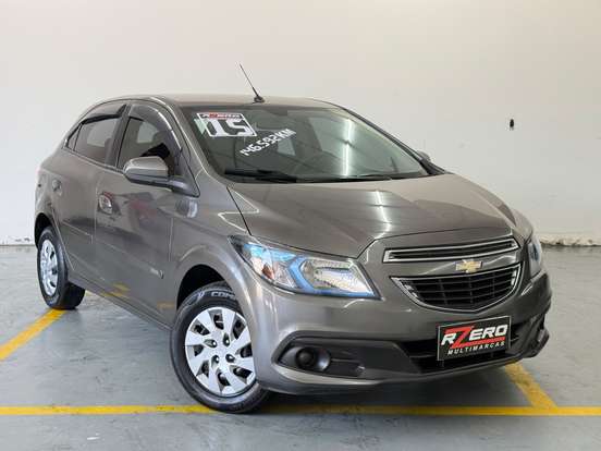CHEVROLET-ONIX-2014