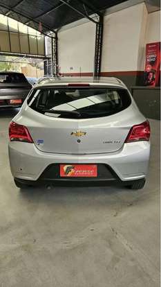 CHEVROLET-ONIX-1.4 MPFI LTZ 8V FLEX 4P AUTOMÁTICO CHEVROLET-ONIX-2017